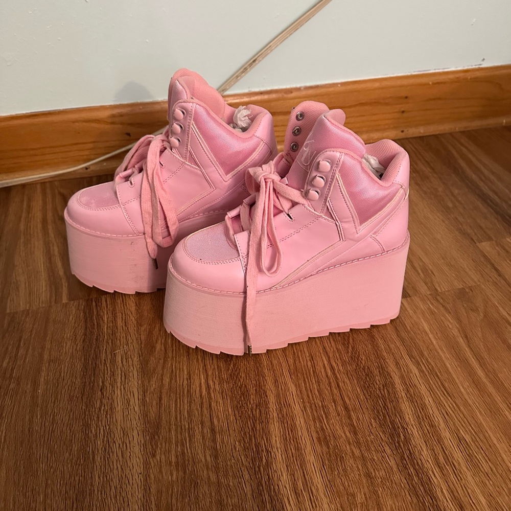 YRU Pink Platform Shoes - Picture 2 of 3